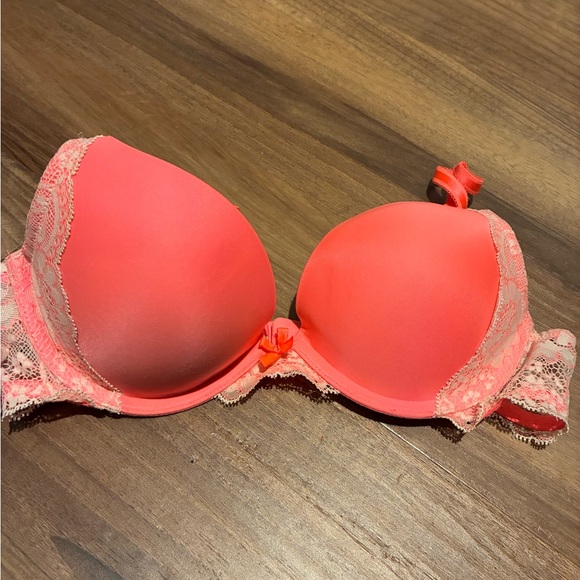 Victoria's Secret Bra Bundle - Pink, Yellow, Burgundy, Navy B32/B34 - Picture 8 of 16